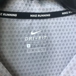Nike Tops - Nike women's running top DRI FIT Nike Tops - Nike women's running top DRI FIT